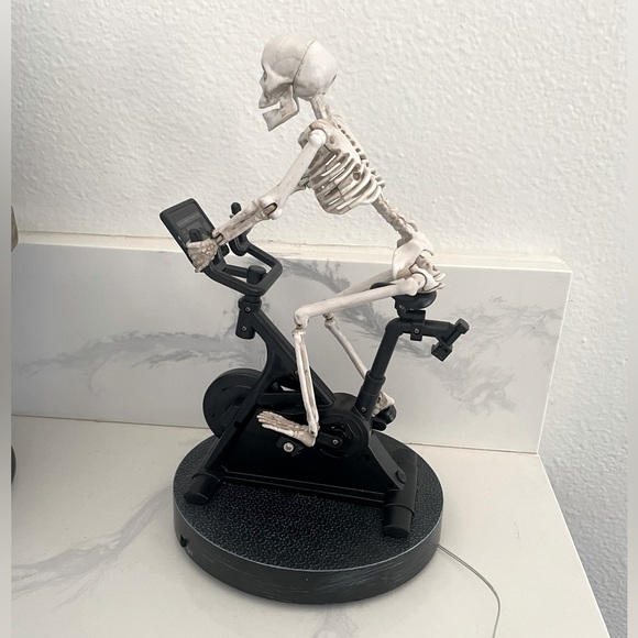 Skeleton On A Peloton Animated Halloween Decor - Picture 3 of 4